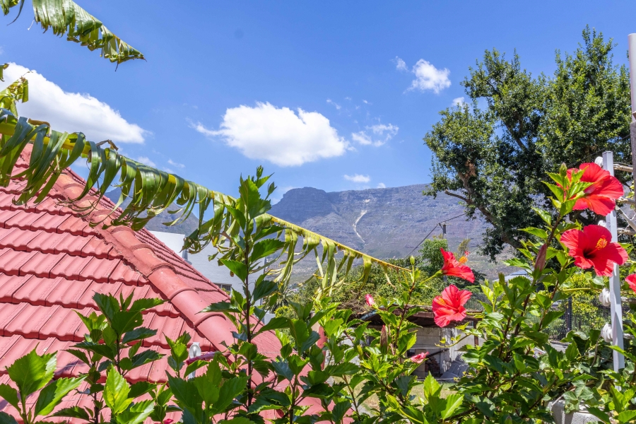 4 Bedroom Property for Sale in Tamboerskloof Western Cape